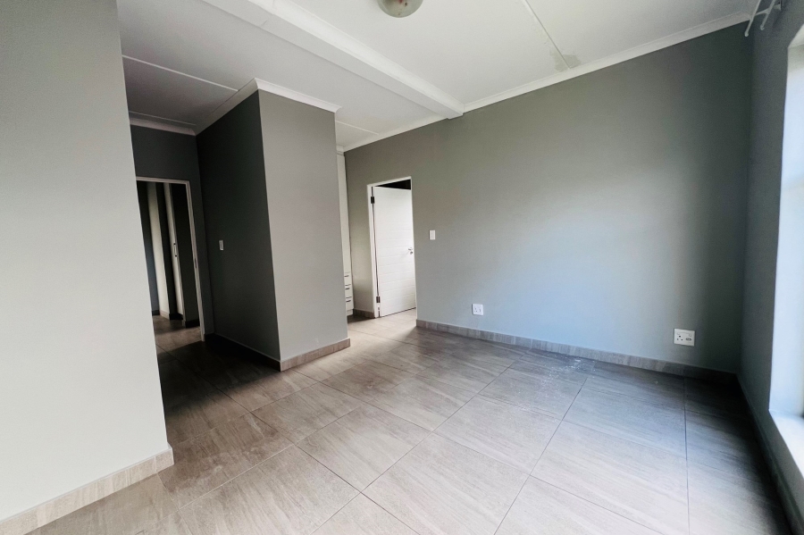 2 Bedroom Property for Sale in Langeberg Heights Western Cape